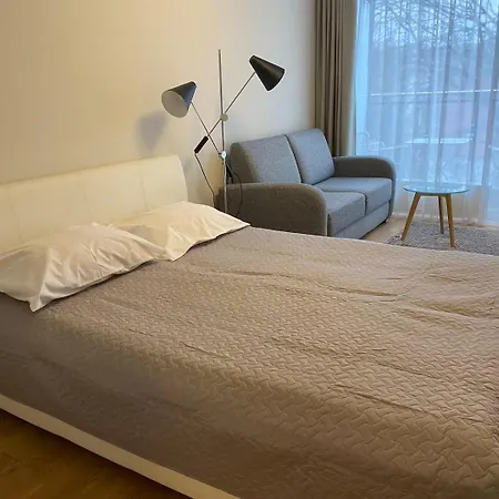 Lovely Aisa | Balcony Apartment Parnu