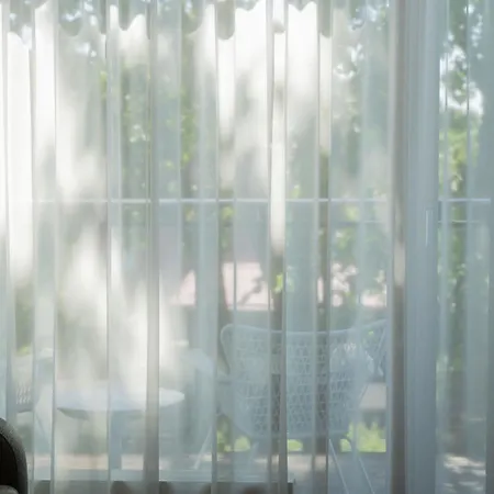 公寓 Lovely Aisa | Balcony 派尔努