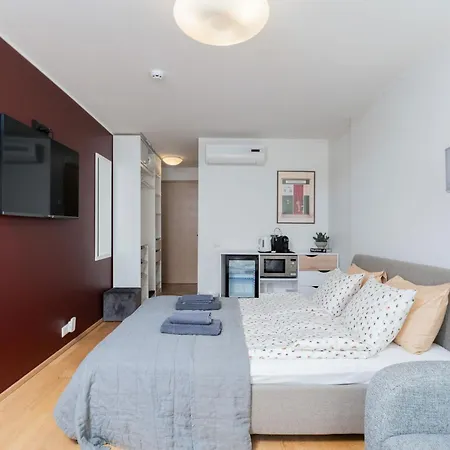 Lovely Aisa | Balcony * 派尔努