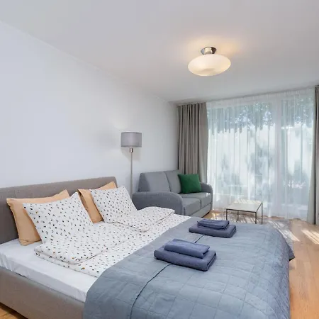 Lovely Aisa | Balcony Appartamento